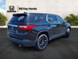 Used 2021 Chevrolet Traverse LS image 3