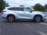 Used 2021 Toyota Highlander XLE image 4