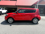 Used 2019 Kia Soul + image 2