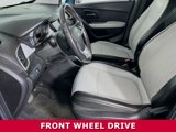 Used 2020 Chevrolet Trax LT w/ LT Convenience Package image 3