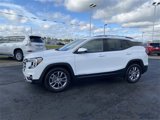 Used 2024 GMC Terrain SLT image 2