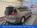 Used 2022 Chrysler Pacifica Touring-L image 3