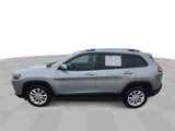 Used 2021 Jeep Cherokee Latitude w/ Mopar Interior Package image 5