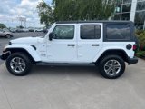 Used 2018 Jeep Wrangler Unlimited Sahara image 2