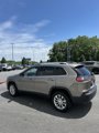 Used 2019 Jeep Cherokee Latitude w/ Cold Weather Group image 3
