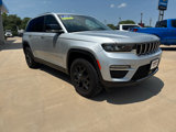 Used 2022 Jeep Grand Cherokee Limited image 4