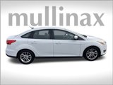 Used 2015 Ford Focus SE image 2
