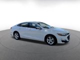Used 2024 Chevrolet Malibu LT image 2