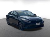 Used 2024 Kia Forte LXS image 3