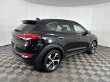 Used 2016 Hyundai Tucson Limited w/ Option Group 03 image 3