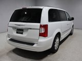 Used 2014 Chrysler Town & Country Touring image 2