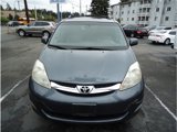 Used 2010 Toyota Sienna XLE Limited image 2