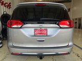 Used 2017 Chrysler Pacifica Touring-L w/ Tire & Wheel Group image 4