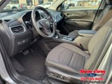 Used 2023 Chevrolet Equinox LT image 2