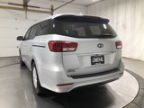 Used 2016 Kia Sedona L image 5