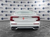 Used 2022 Volvo S60 B5 Momentum w/ Advanced Package image 4