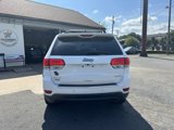Used 2017 Jeep Grand Cherokee Limited image 6