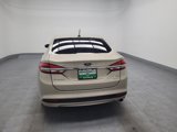 Used 2018 Ford Fusion SE image 6