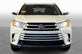 Used 2019 Toyota Highlander XLE image 3