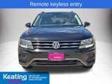 Used 2021 Volkswagen Tiguan SE R-Line image 2