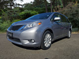 Used 2012 Toyota Sienna XLE image 3