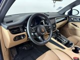 Certified 2024 Porsche Macan image 4