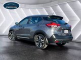 Used 2018 Nissan Kicks SR image 6