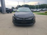 Used 2022 Toyota Corolla LE image 2