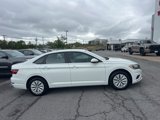 Used 2020 Volkswagen Jetta S image 2