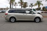 Used 2017 Toyota Sienna LE image 3
