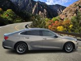 Used 2018 Chevrolet Malibu LT image 2