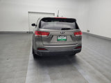 Used 2018 Kia Sorento L image 6