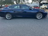 Used 2021 Lexus ES 300h w/ Luxury Package image 2
