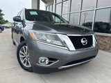 Used 2015 Nissan Pathfinder SL image 2