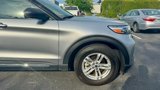 Used 2020 Ford Explorer XLT w/ Equipment Group 202A image 4