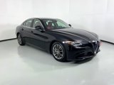 Used 2020 Alfa Romeo Giulia image 6