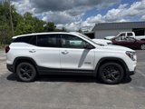 Used 2022 GMC Terrain AT4 w/ Infotainment Package II image 2