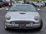 Used 2004 Ford Thunderbird image 2