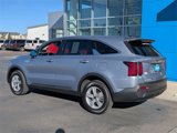 Used 2023 Kia Sorento LX image 3