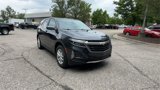 Used 2022 Chevrolet Equinox LT image 2