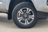 Used 2017 Toyota Tacoma 4x4 Double Cab image 4
