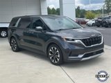 Used 2022 Kia Carnival EX image 4