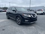 Used 2017 Nissan Rogue SL image 4
