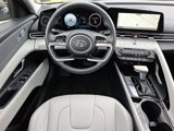 Used 2023 Hyundai Elantra Limited image 4
