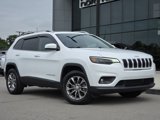 Used 2019 Jeep Cherokee Latitude Plus w/ Comfort/Convenience Group image 2