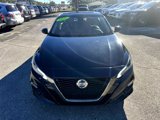 Used 2021 Nissan Altima 2.5 SR w/ SR Premium Package image 2