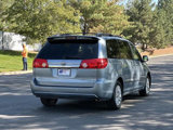 Used 2010 Toyota Sienna XLE Limited image 4