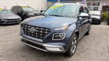 Used 2023 Hyundai Venue Limited image 4