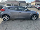 Used 2017 Hyundai Veloster image 5
