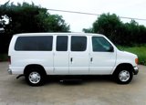 Used 2006 Ford E-350 and Econoline 350 XLT image 4